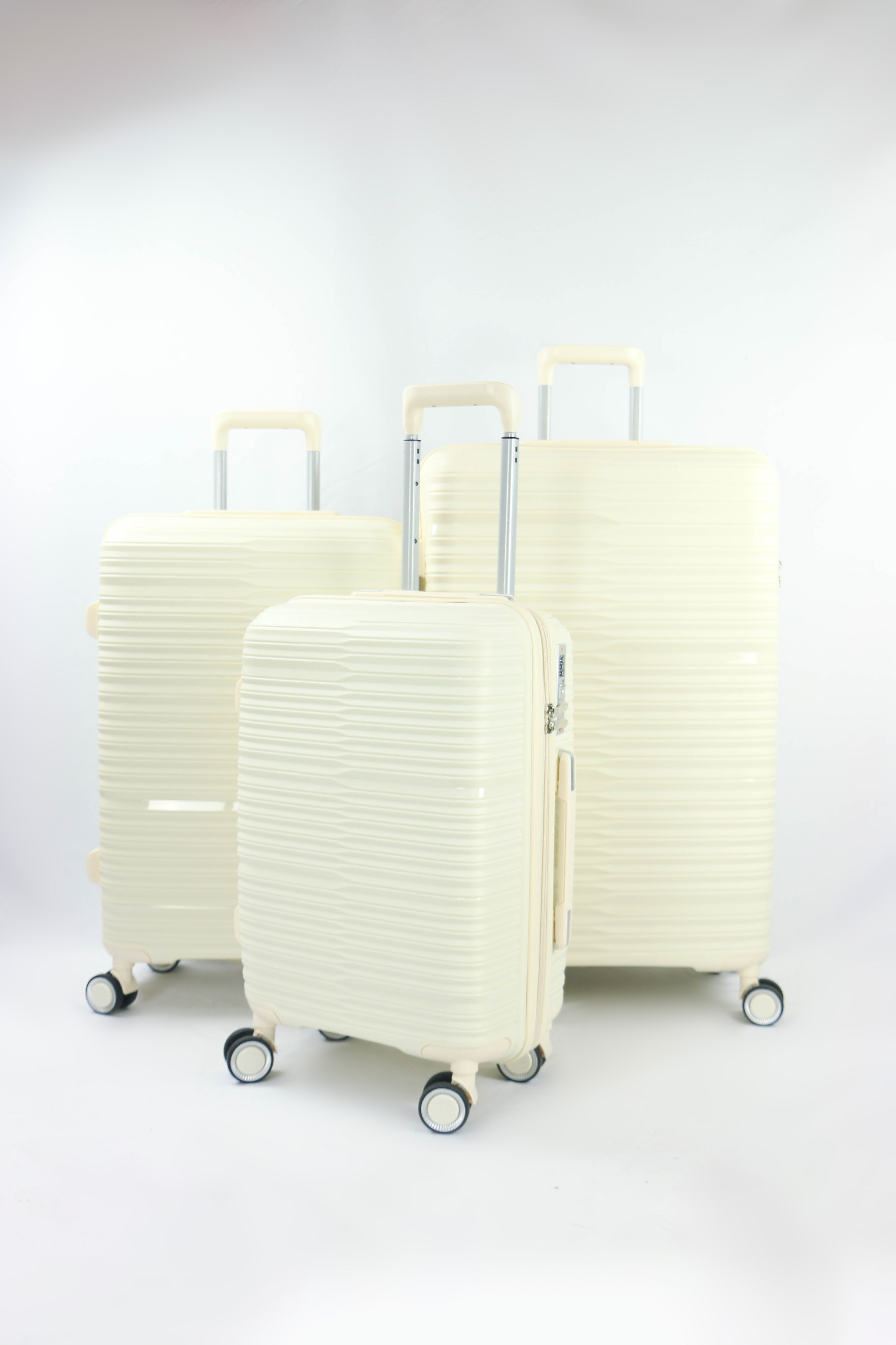 Conjunto de 3 Malas em Polipropileno com Interior 180D e Rodas Silenciosas